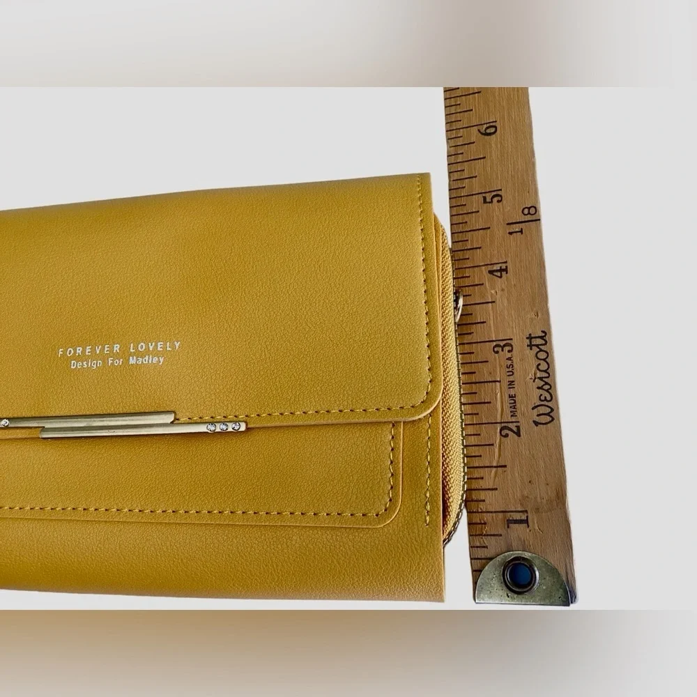 New! Nice Yellow Crossbody Wallet Clutch  Gold Metal Three Zippered Comp…